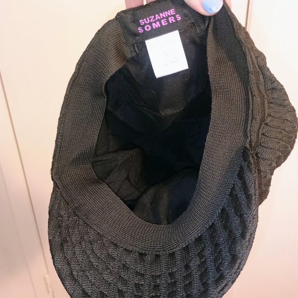 Suzanne Somers Black Knit Hat